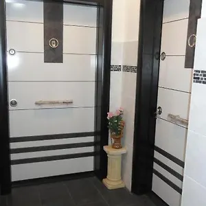 https://appartement-in-dsseldorf-nhe-messe-flughafen.dortmundhotels.net